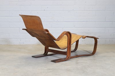 Lot 81 - A bentwood 'Long Chair' recliner