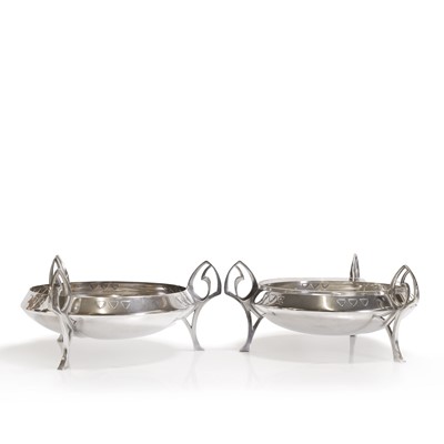 Lot 31 - A pair of German Secessionist three-legged centre bowls