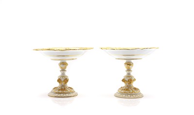 Lot 99 - A pair of Meissen porcelain comports