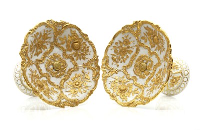 Lot 99 - A pair of Meissen porcelain comports