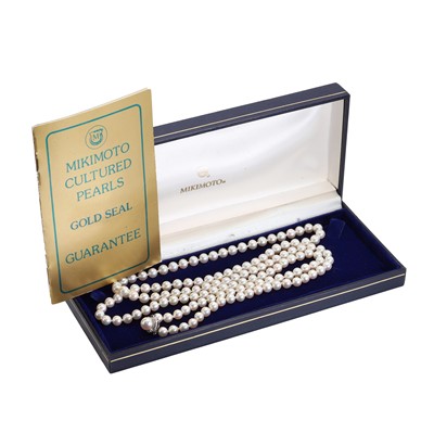 Lot 216 - A single row uniform cultured pearl necklace, with a Mikimoto certificate