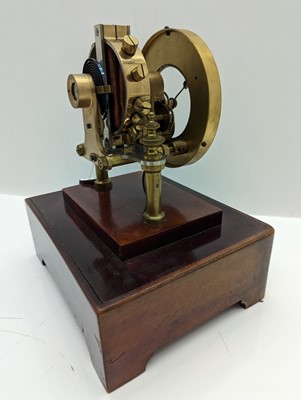 Lot 208 - A Eureka electric mahogany mantel clock