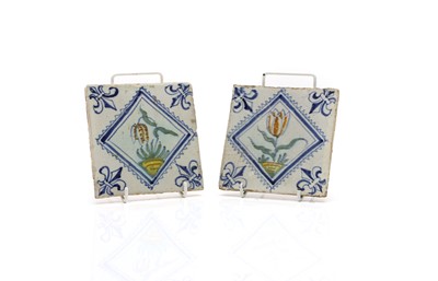 Lot 114 - A set of five Delft pottery tiles
