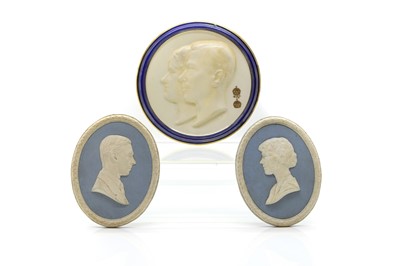 Lot 110 - A Royal Worcester porcelain plaque