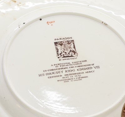 Lot 112 - A collection of commemorative porcelain