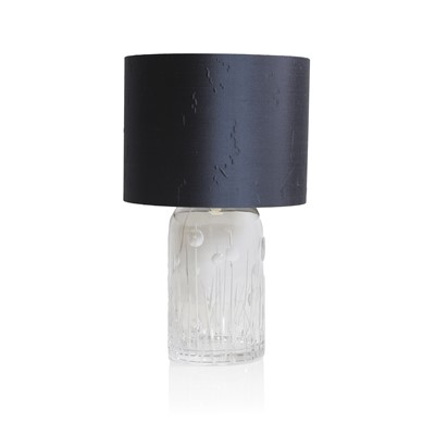 Lot 356 - A 'Fen' crystal glass table lamp