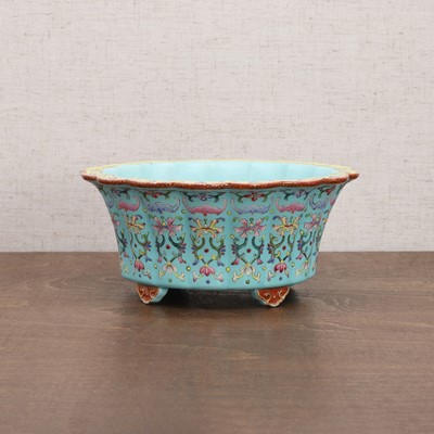 Lot 90 - A Chinese famille rose jardinière