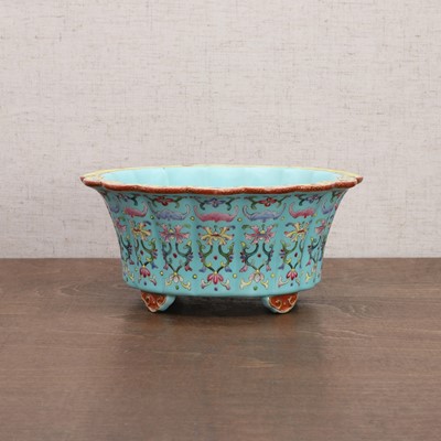 Lot 90 - A Chinese famille rose jardinière