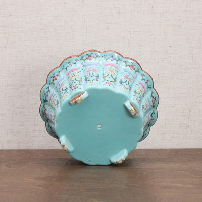 Lot 90 - A Chinese famille rose jardinière
