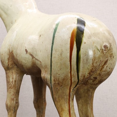 Lot 8 - A Chinese sancai-glazed pottery horse