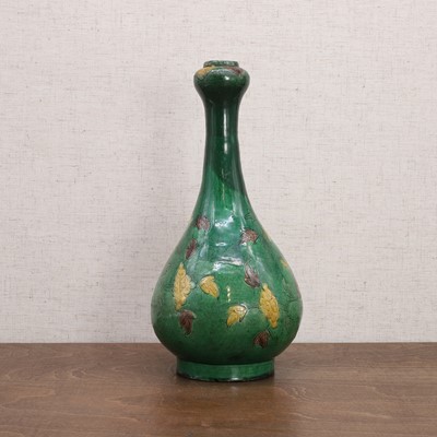 Lot 41 - A Chinese famille verte vase