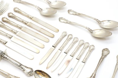 Lot 29 - A Gorham Sterling silver 'Chantilly' pattern flatware service