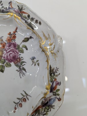 Lot 131 - A pair of Chelsea Derby porcelain plates