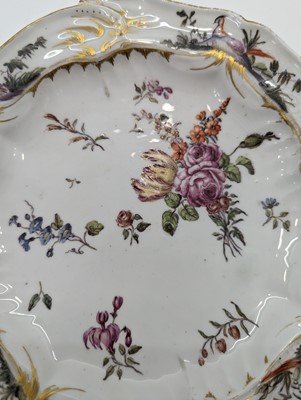 Lot 131 - A pair of Chelsea Derby porcelain plates