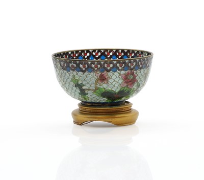 Lot 65 - A Chinese cloisonné plate