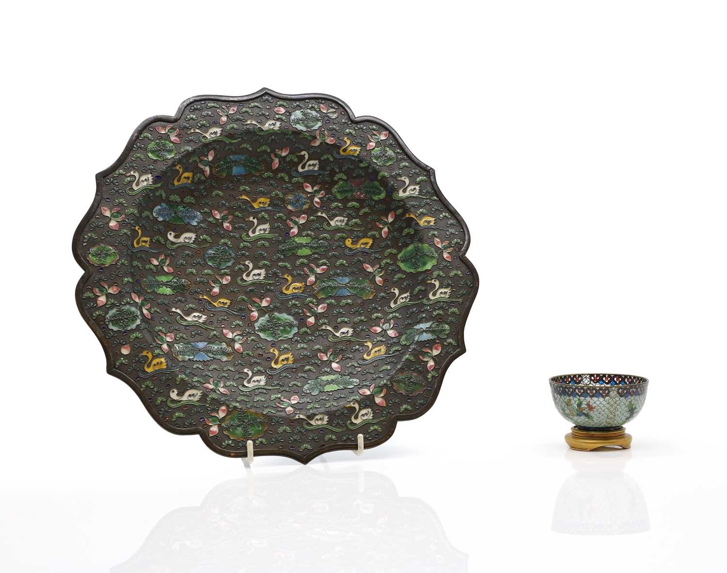 Lot 65 - A Chinese cloisonné plate