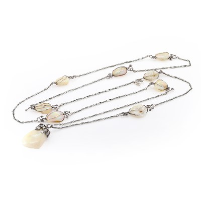 Lot 58 - An Arts & Crafts silver and opal necklace