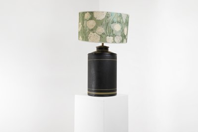 Lot 16 - A toleware tea canister lamp