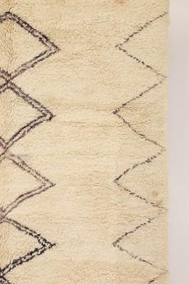 Lot 14 - A Berber wool rug