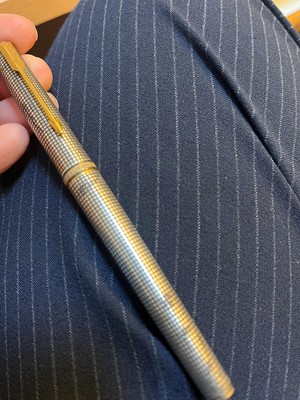 Lot 239 - A group of three fountain pens