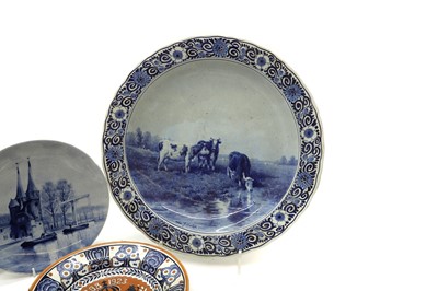 Lot 185 - A collection of Delft pottery