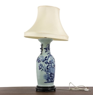 Lot 78 - A Chinese blue and white vase