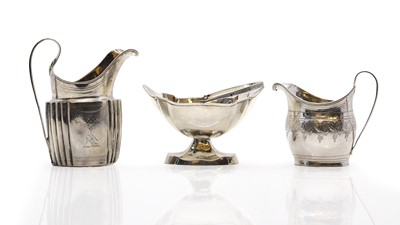 Lot 15 - A silver sugar basket