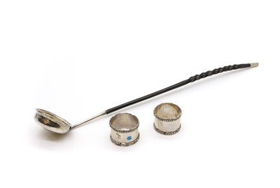 Lot 78 - A George III silver toddy ladle