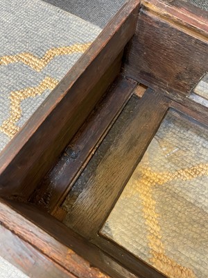 Lot 345 - A William and Mary walnut and marquetry longcase clock by Joseph Windmills of London