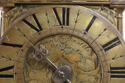 Lot 290 - A brass lantern clock