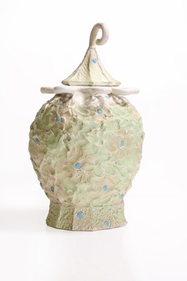 Lot 9 - Richard Slee (b.1946)