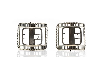 Lot 101 - A pair of silver shoe buckles