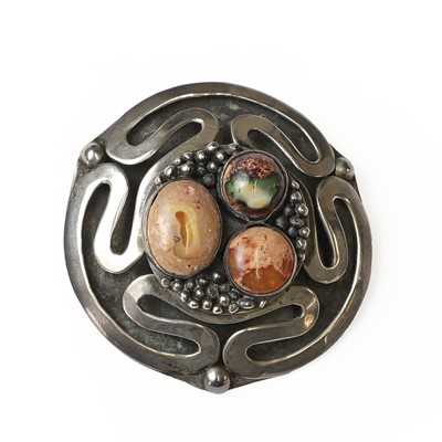 Lot 68 - A Modernist sterling silver and opal brooch/pendant