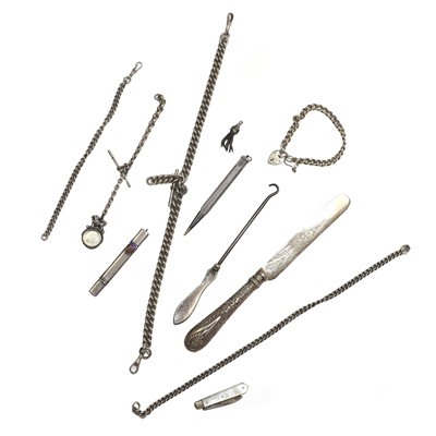 Lot 356 - A collection of silver items