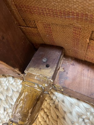 Lot 193 - A giltwood window seat