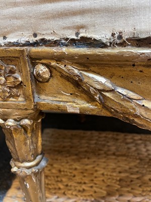 Lot 193 - A giltwood window seat