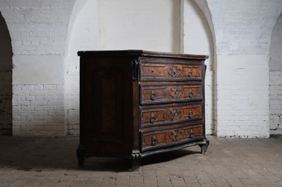 Lot 48 - A walnut commode