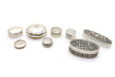 Lot 75 - A collection of silver boxes