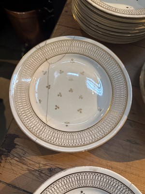 Lot 106 - Twenty-two Regency Derby porcelain dessert plates