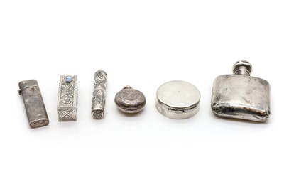 Lot 79 - A group of silver novelty items