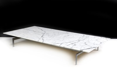 Lot 525 - A contemporary coffee table