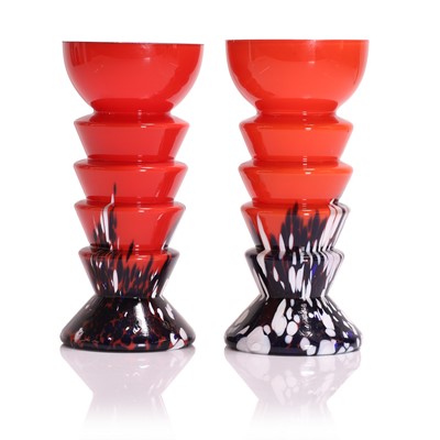 Lot 81 - A pair of Czech Art Deco splatter glass spill vases