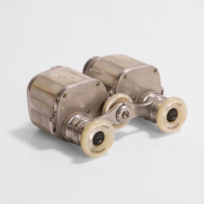 Lot 80 - A pair of Dollond London opera glasses