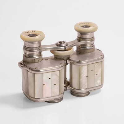 Lot 80 - A pair of Dollond London opera glasses