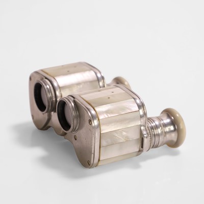 Lot 80 - A pair of Dollond London opera glasses