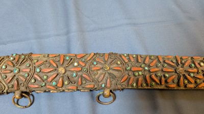 Lot 448 - An Ottoman gold-damascened steel kilij sword