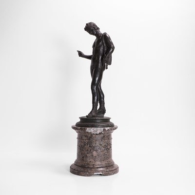 Lot 51 - A grand tour bronze statue after the antique