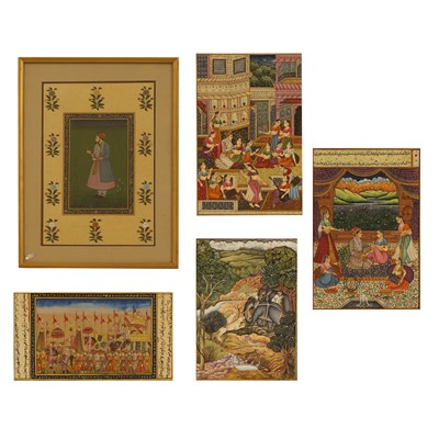 Lot 21 - A collection of painted miniatures