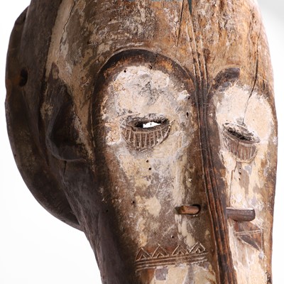 Lot 176 - A painted Ngil-type mask