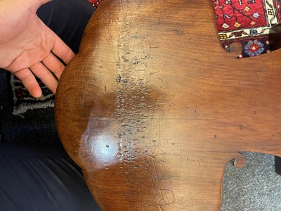 Lot 6 - A William IV mahogany hall chair